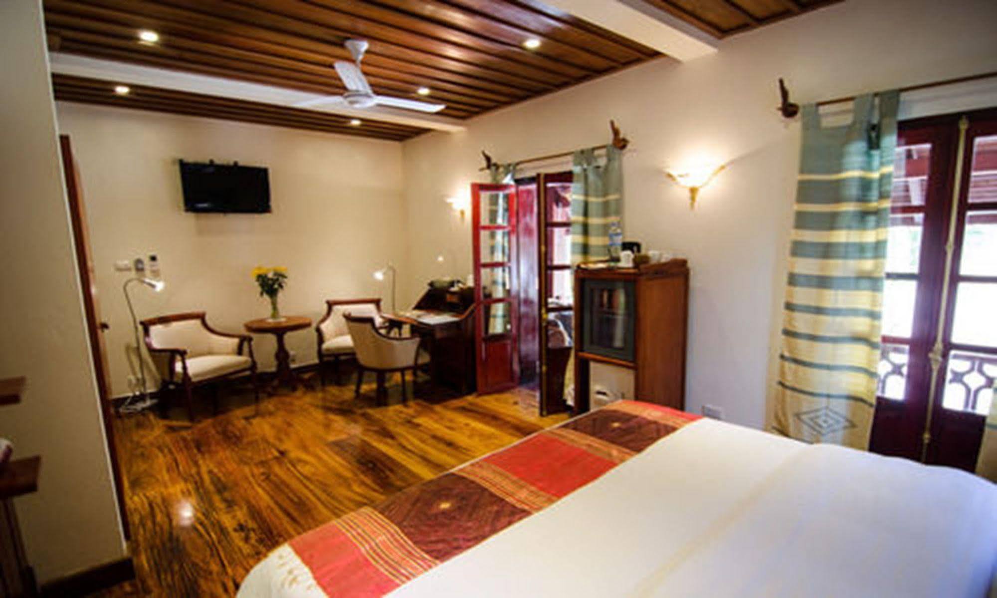 Mekong Riverview Hotel Luang Prabang Esterno foto